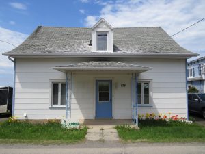 2609 - 174, rue de Sainte-Cécile-du-Bic