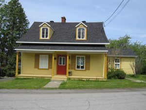 2615 - 270, rue de Sainte-Cécile-du-Bic