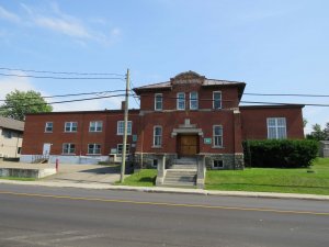 573 - 65, rue Saint-Jean-Baptiste Est